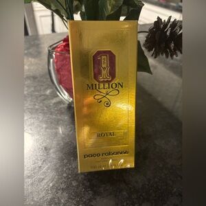 Paco Rabanne 1 Million Royal in Gold Packaging